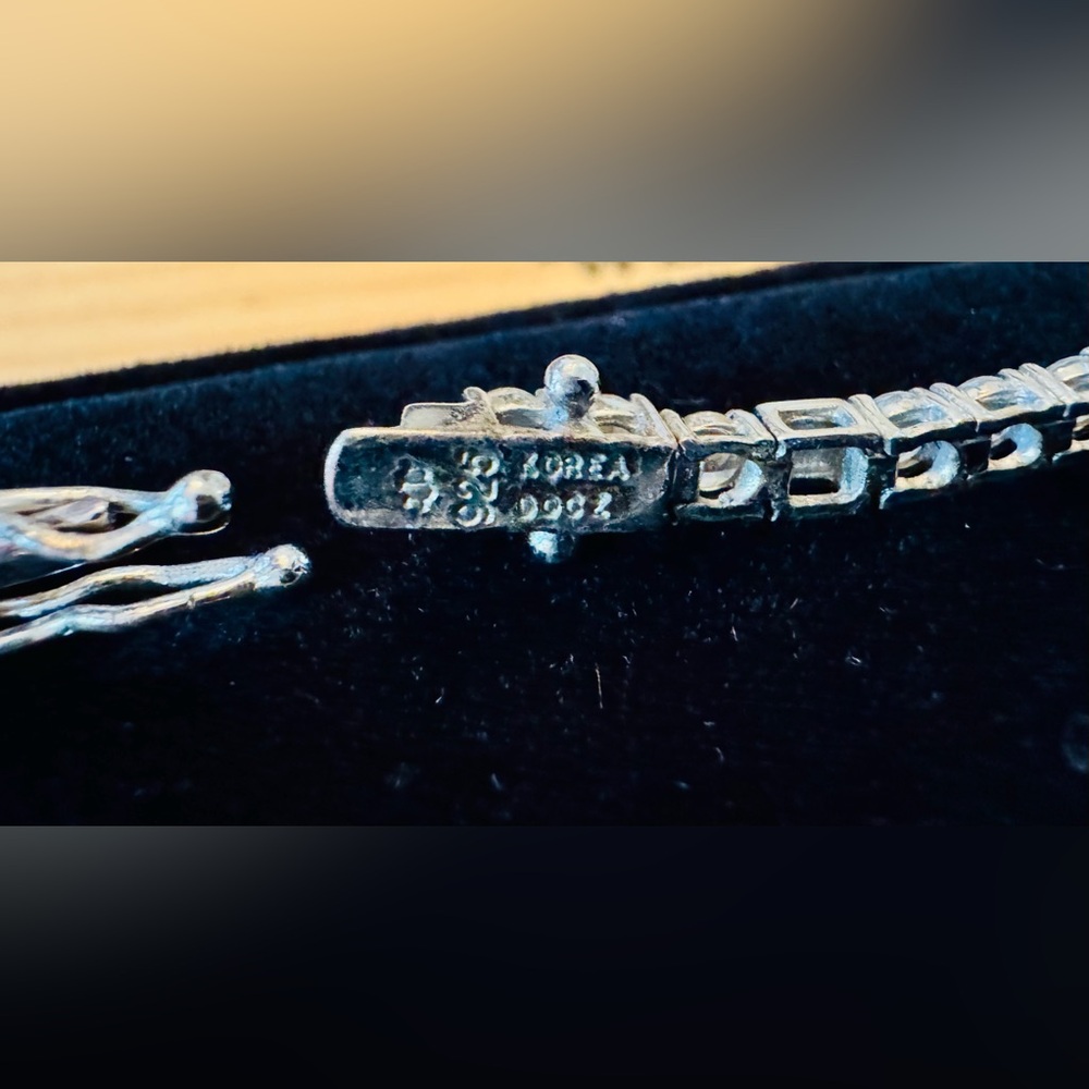 Elegant Silver and CZ Women's Bracelet - 7” - Picture 7 of 8